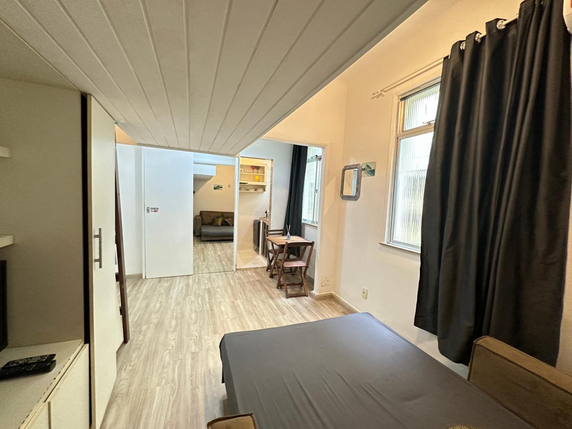 Apartemen Studio's Bartho Leblon
